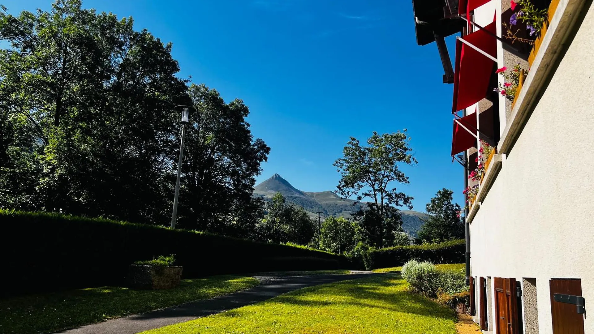 L'Escoundillou Hotel Saint-Jacques-des-Blats